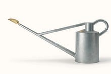 Haws Warley Fall Galvanised Watering Can (7.5 Litre)