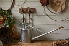 Haws Warley Fall Galvanised Watering Can (7.5 Litre)