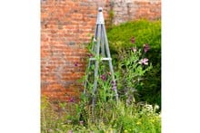 Southwold Pyramid Steel Obelisk