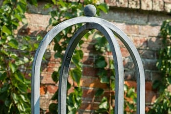 Southwold Round Steel Obelisk