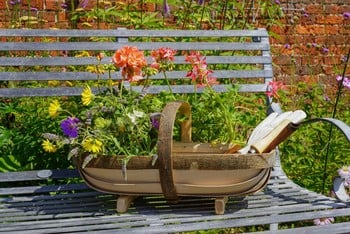 Wealden Traditional Style Sussex Trug