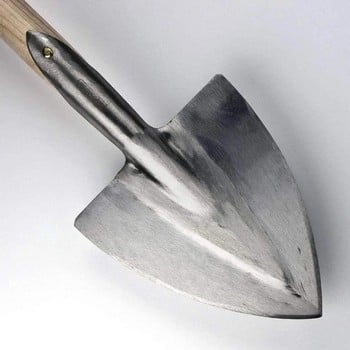 Sneeboer Pointed Spade with D-handle